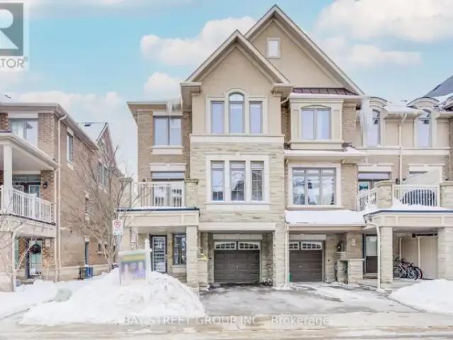 Townhouse for rent in Oakville, Ontario