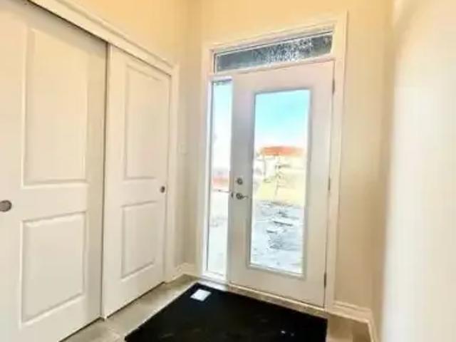 Townhouse for rent in Mulhurst Bay, Ontario