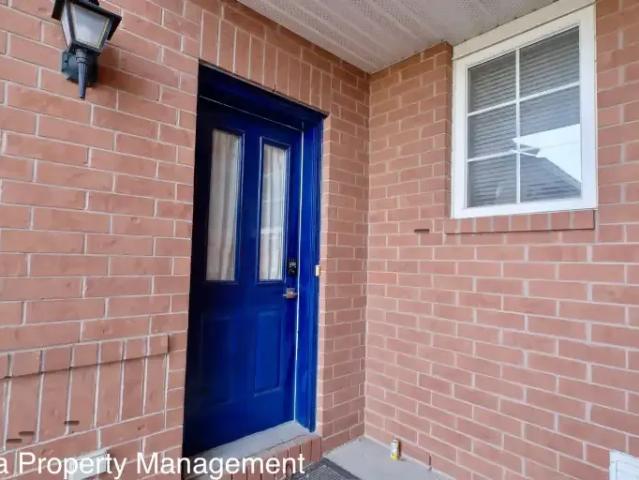 Townhouse for rent in Mulhurst Bay, Ontario