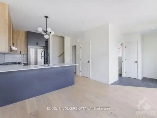 Townhouse for rent in Mulhurst Bay, Ontario