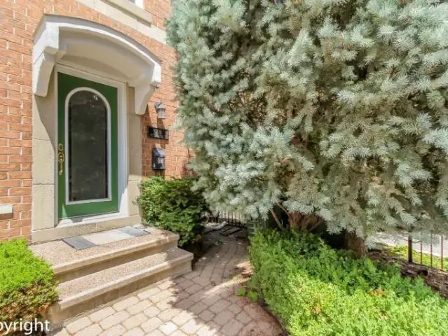 Townhouse for rent in Mulhurst Bay, Ontario