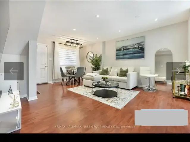 Townhouse for rent in Durham, Ontario