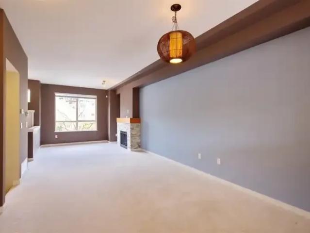 Townhouse for rent in Port Moody, British Columbia