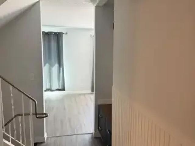 Townhouse for rent in Alberta