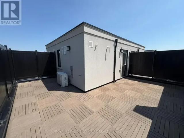 Townhouse for rent in Richmond Hill