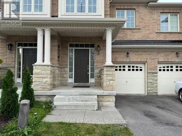 Townhouse for rent in Oak Ridges, Richmond Hill