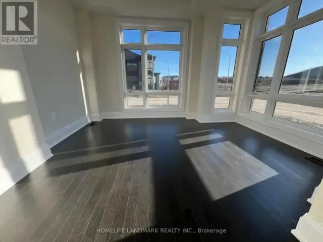 Townhouse for rent in Richmond Hill
