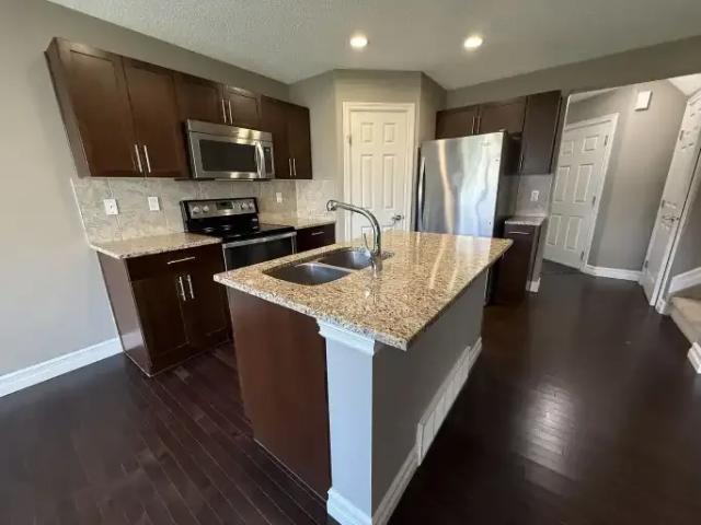 Townhouse for rent in Sherwood Park, Alberta