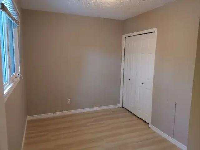 Townhouse for rent in Mobile City Estates, City of Spruce Grove