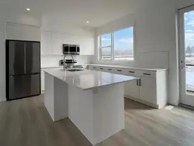 Townhouse for rent in Saint Albert, Alberta