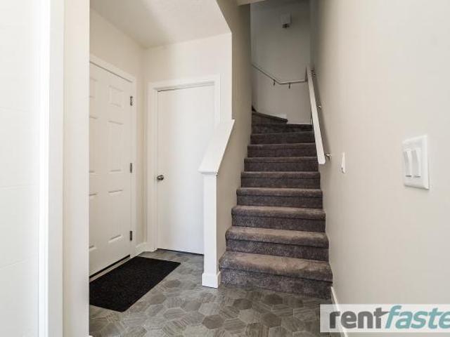 Townhouse for rent in St. Albert