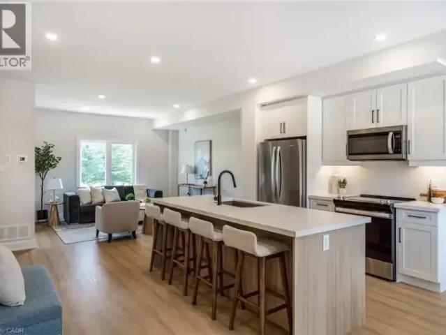 Townhouse for rent in St. Catharines, Golden Horseshoe