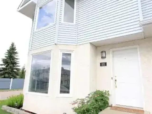Townhouse for rent in Stony Plain, Alberta