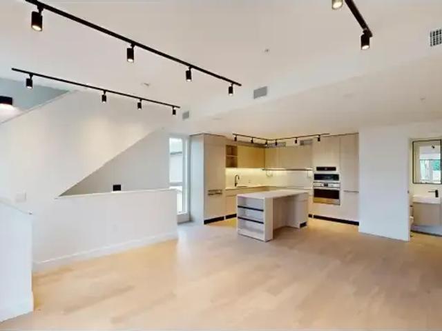 Townhouse for rent in Vancouver, British Columbia