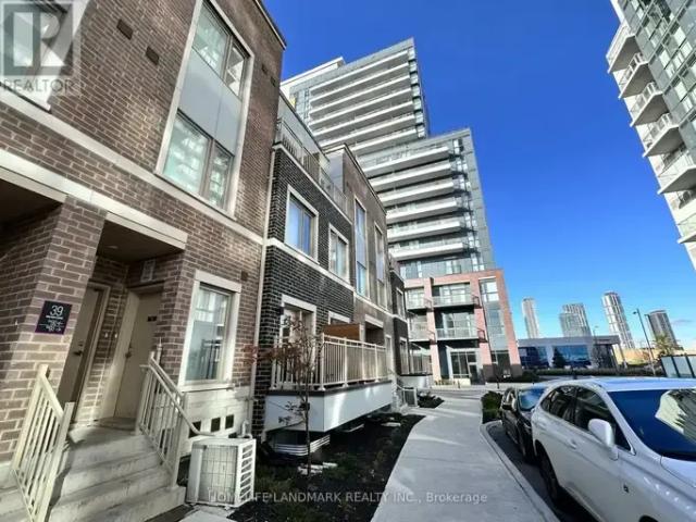Townhouse for rent in Vaughan
