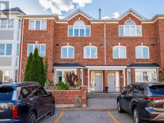 Townhouse for rent in Thornhill, Vaughan