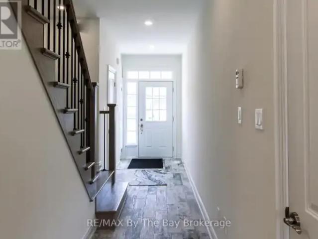 Townhouse for rent in Wasaga Beach, Ontario