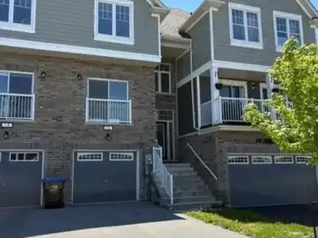 Townhouse for rent in Wasaga Beach, Ontario