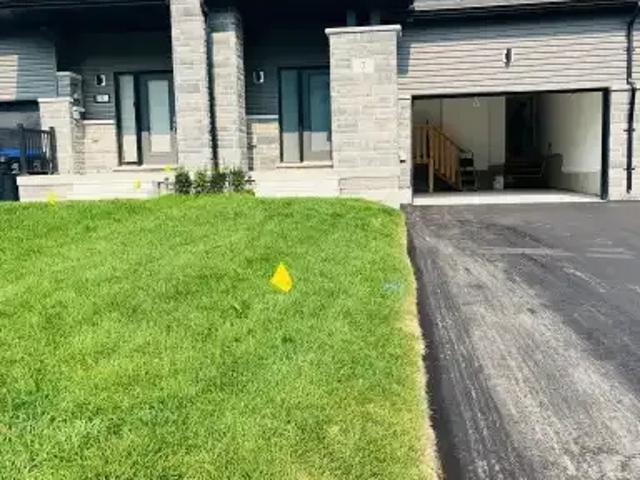 Townhouse for rent in Wasaga Beach, Central Ontario