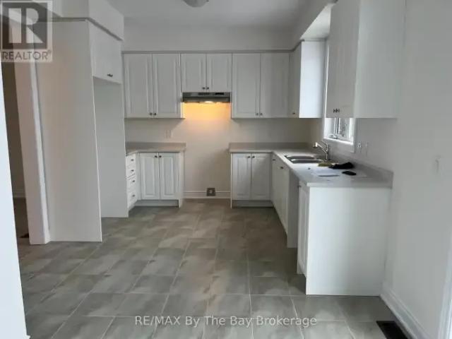 Townhouse for rent in Wasaga Beach, Central Ontario