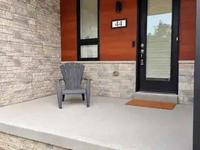 Townhouse for rent in Wasaga Beach, Central Ontario