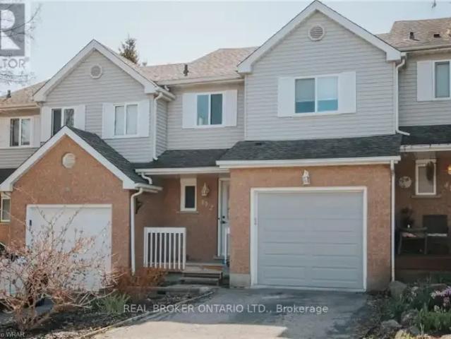 Townhouse for rent in Waterloo, Ontario