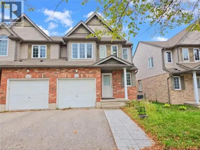 Townhouse for rent in Waterloo, Ontario