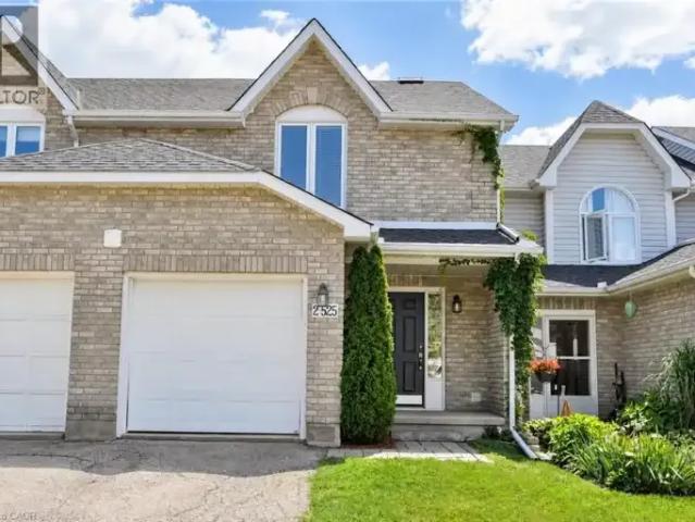Townhouse for rent in Westvale, Waterloo