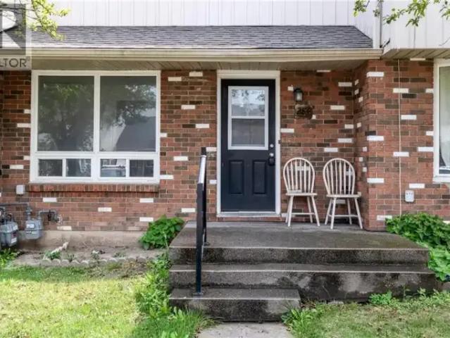 Townhouse for rent in Niagara, Ontario