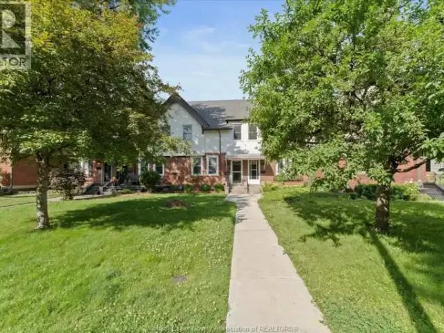 Townhouse for rent in Maidstone, Ontario