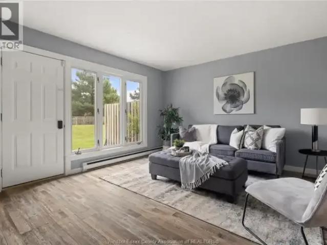Townhouse for rent in Maidstone, Ontario