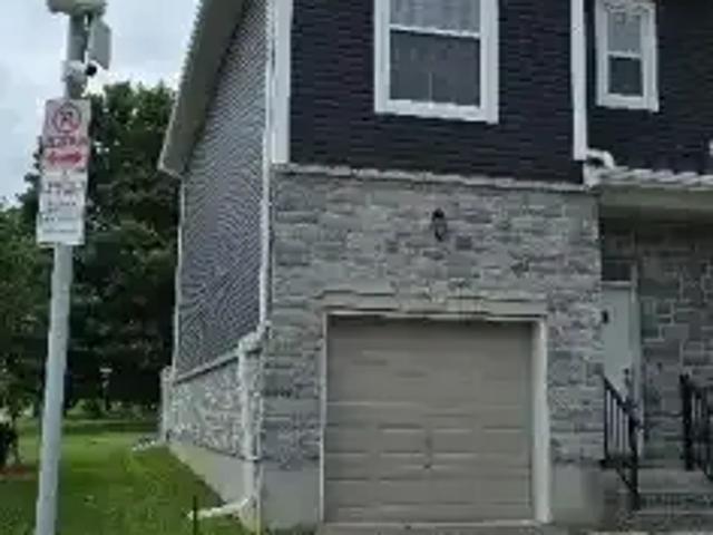Townhouse for rent in Woodstock, Ontario