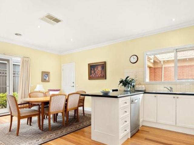 Villa for sale in Camerons Creek, Victoria