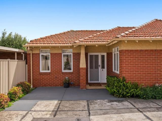 Villa for sale in Essendon, Melbourne