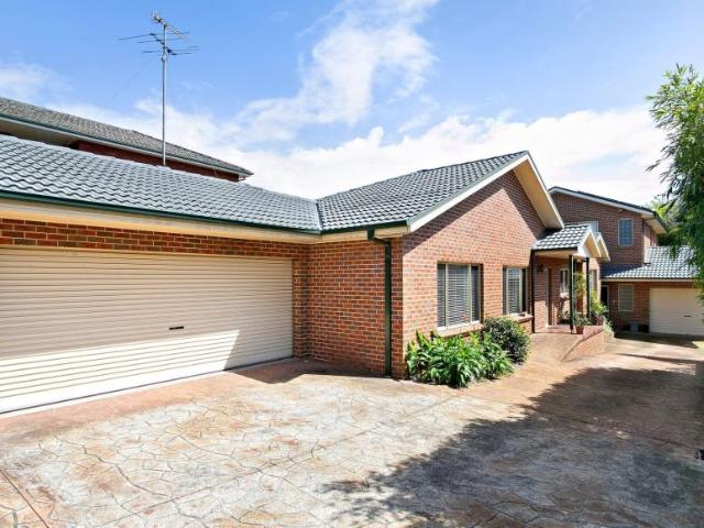 Villa for sale in Wollongong, Wollongong City Council