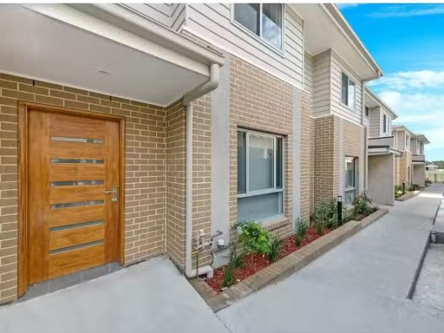 Condo for rent in Sydney, New South Wales