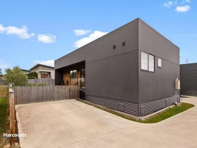 House for rent in Brooks Bay, Tasmania