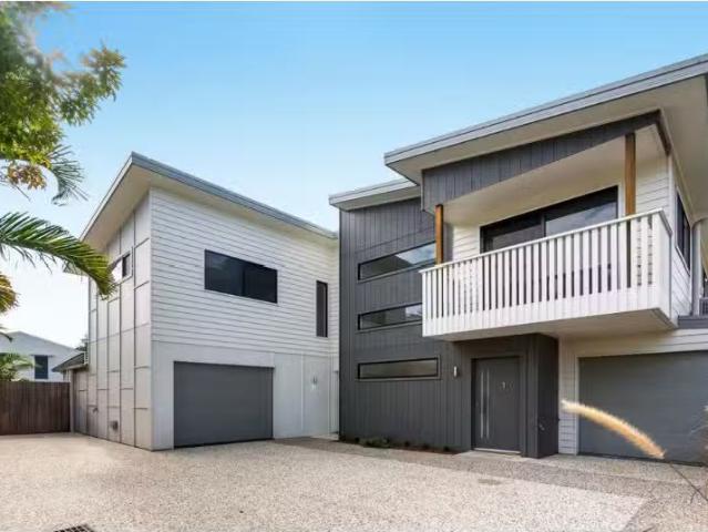 Condo for rent in Toombul, Queensland