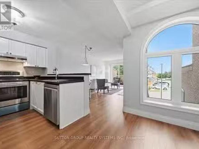 Condo for rent in Hurontario, Mississauga