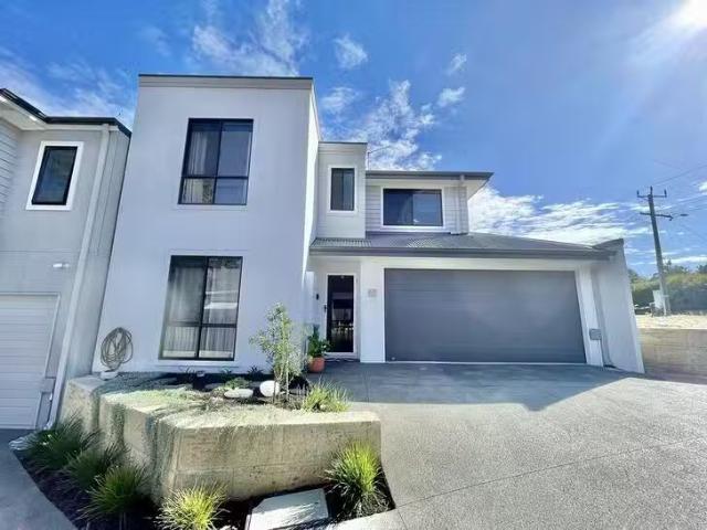 House for rent in Warwick, Western Australia
