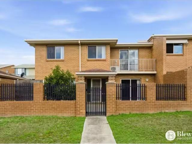 Condo for rent in Queanbeyan, New South Wales