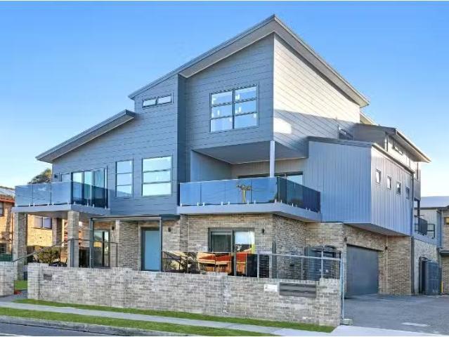 Condo for rent in Wollongong West, New South Wales