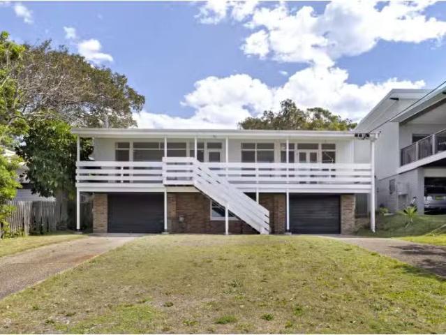 House for rent in Caves Beach, City of Lake Macquarie