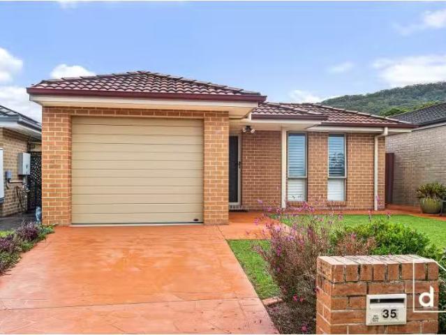 House for rent in Wollongong West, New South Wales
