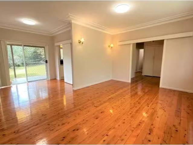 House for rent in Mobbs Hill, Sydney