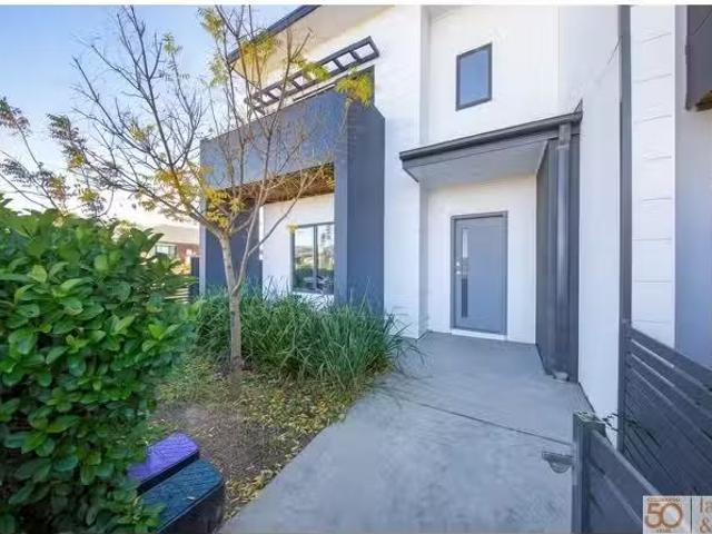 House for rent in Googong, Queanbeyan-Palerang Regional Council