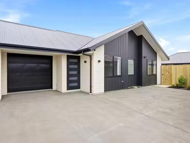 House for rent in Chaslands, Canterbury