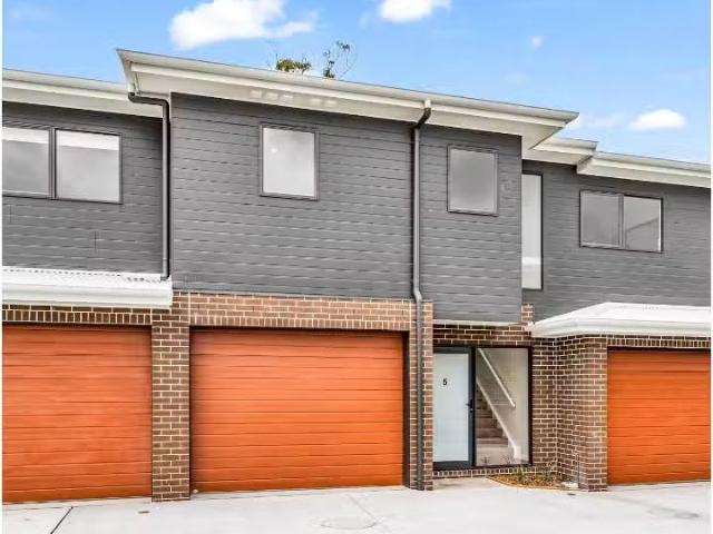 Condo for rent in Ambergate, New South Wales