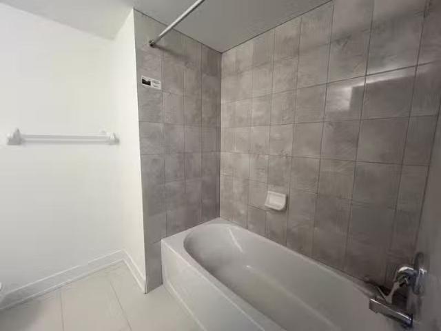 Condo for rent in Barrie, Ontario