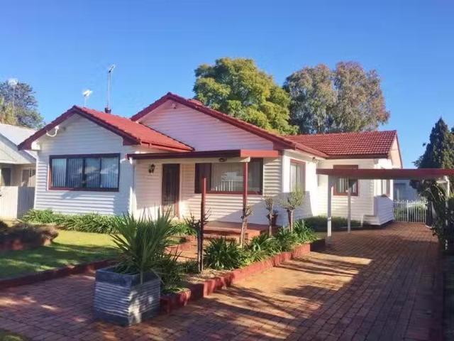 House for rent in Dubbo, Dubbo Regional Council